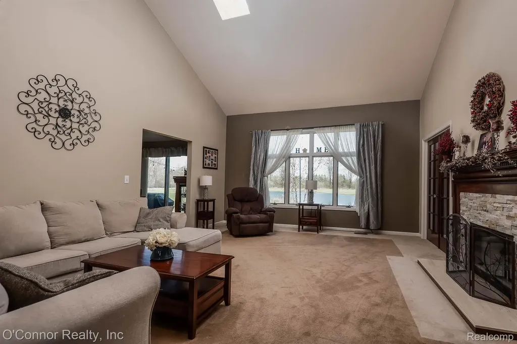 7978 Frith Road Columbus Township MI 48063