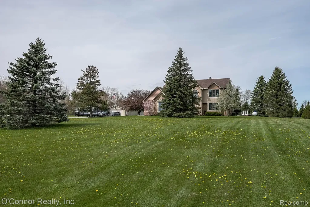 7978 Frith Road Columbus Township MI 48063