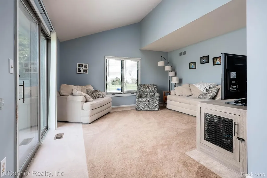 7978 Frith Road Columbus Township MI 48063