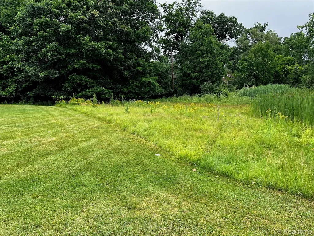 Lot 94 Hiller Road West Bloomfield Charter Township MI 48324