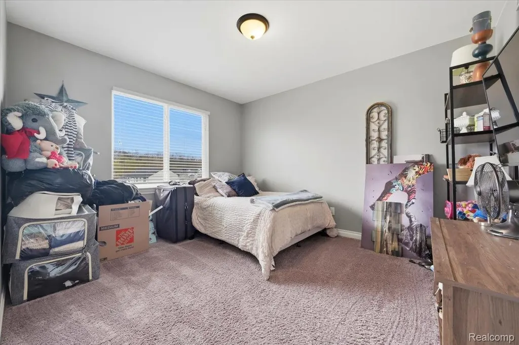 8131 Peninsula Circle Grand Blanc City MI 48439