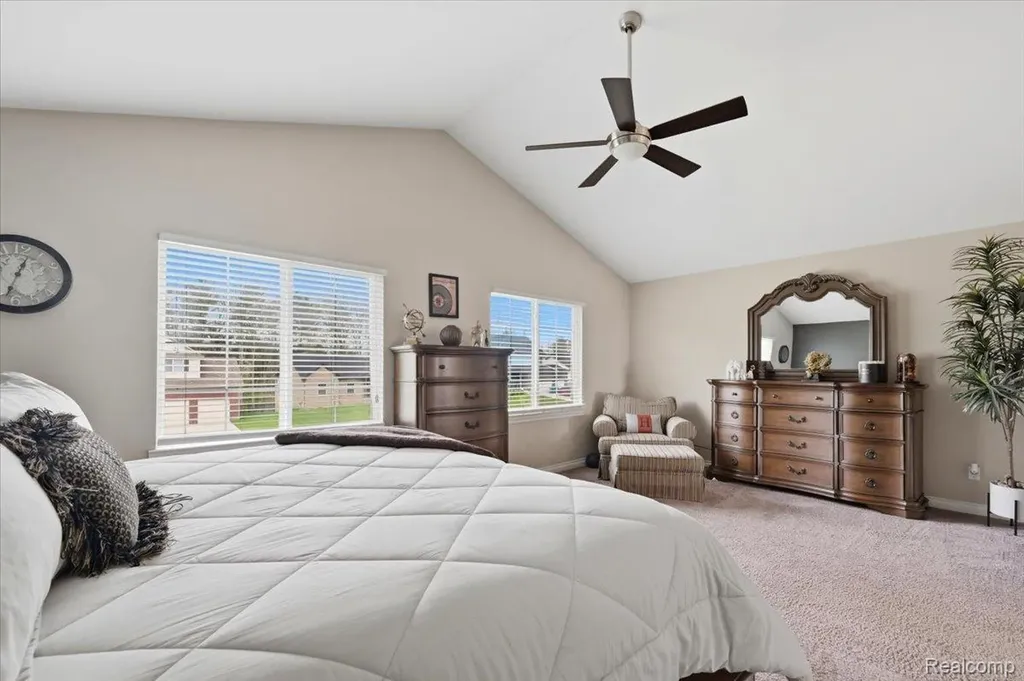 8131 Peninsula Circle Grand Blanc City MI 48439