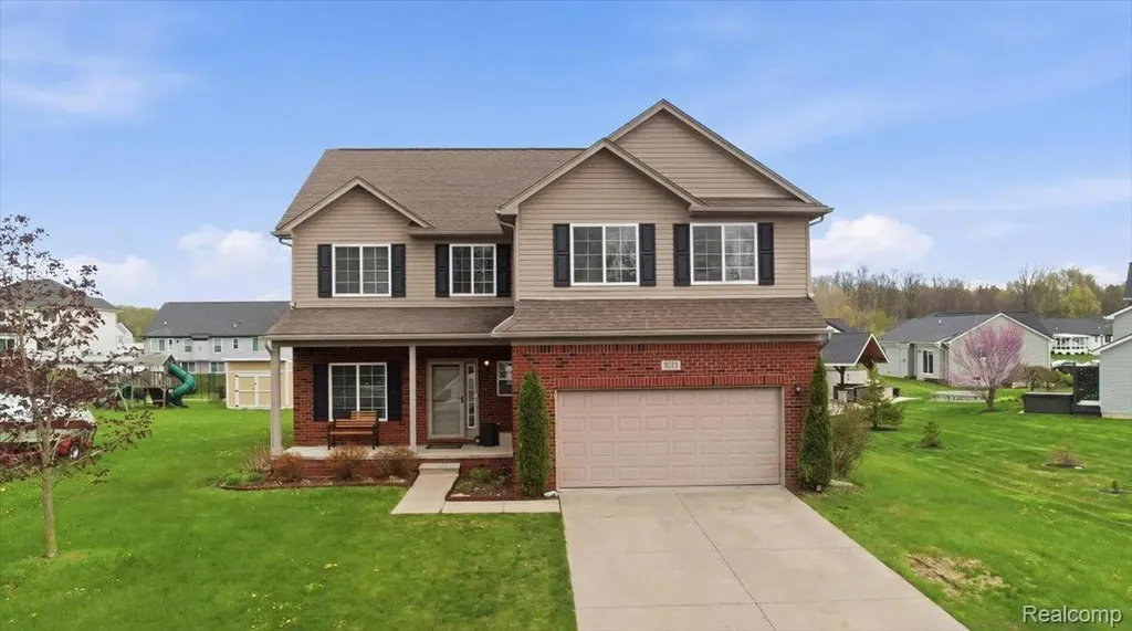 8131 Peninsula Circle Grand Blanc City MI 48439