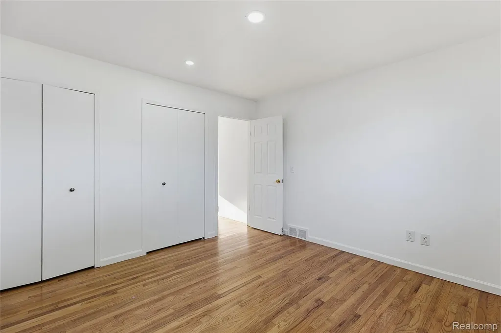 35074 Lana Lane Sterling Heights City MI 48312