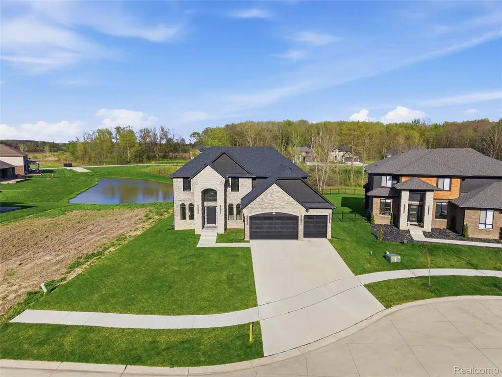 56056 Barnes Court Macomb Township MI 48042