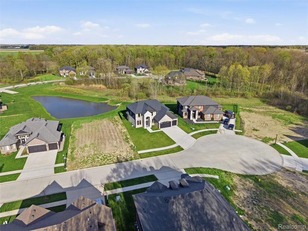 56056 Barnes Court Macomb Township MI 48042