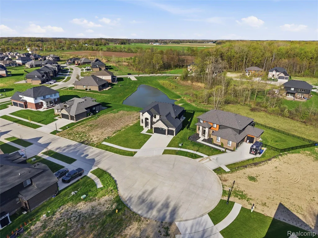 56056 Barnes Court Macomb Township MI 48042