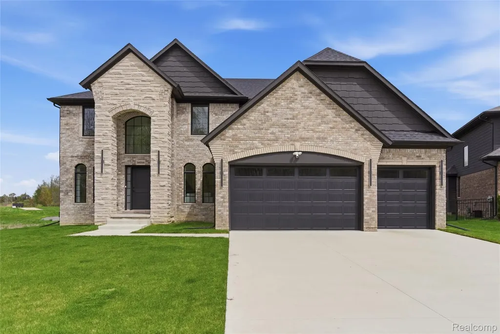 56056 Barnes Court Macomb Township MI 48042