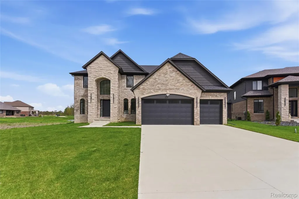 56056 Barnes Court Macomb Township MI 48042