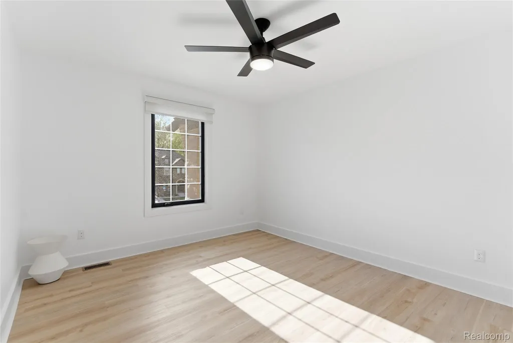 56056 Barnes Court Macomb Township MI 48042