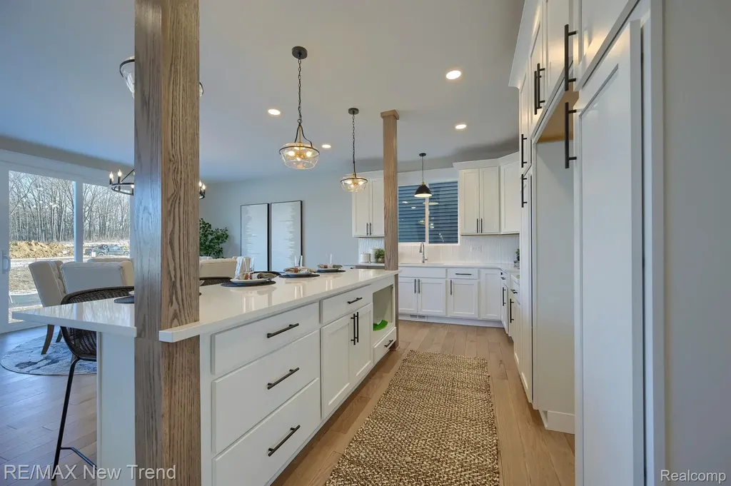 213 Mountain View Lane Milford Village MI 48381