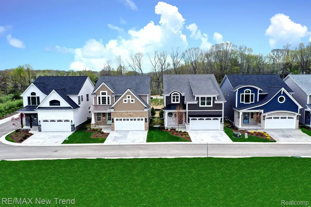 213 Mountain View Lane Milford Village MI 48381