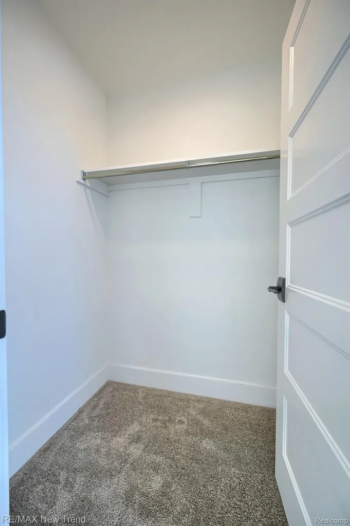 213 Mountain View Lane Milford Village MI 48381