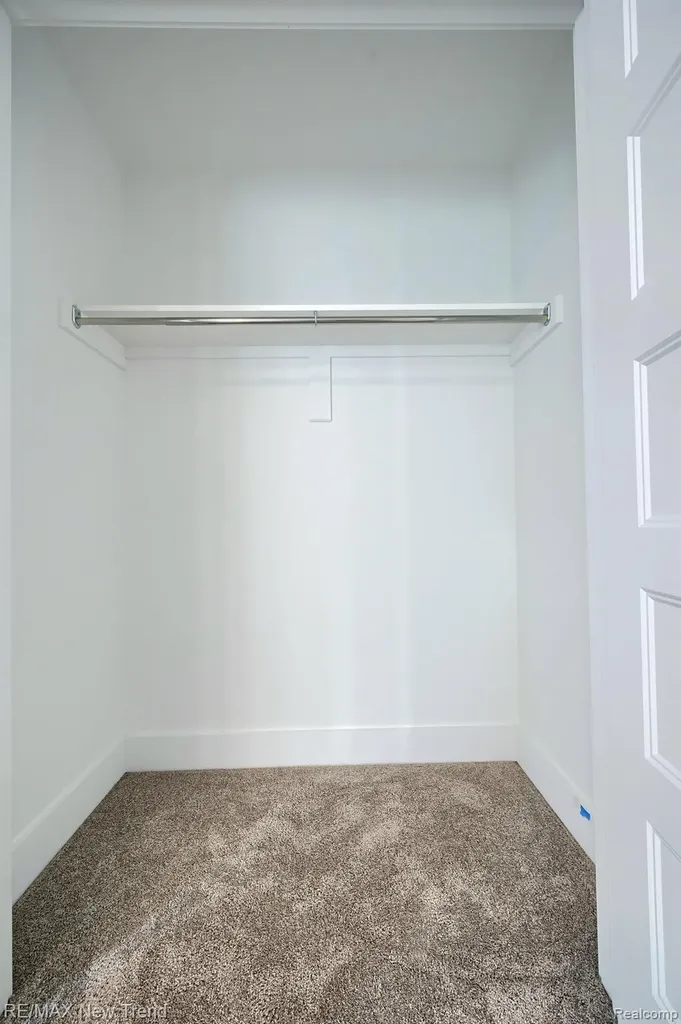 213 Mountain View Lane Milford Village MI 48381