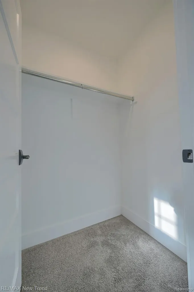 213 Mountain View Lane Milford Village MI 48381