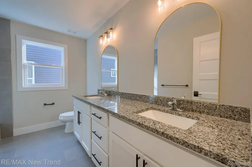 213 Mountain View Lane Milford Village MI 48381