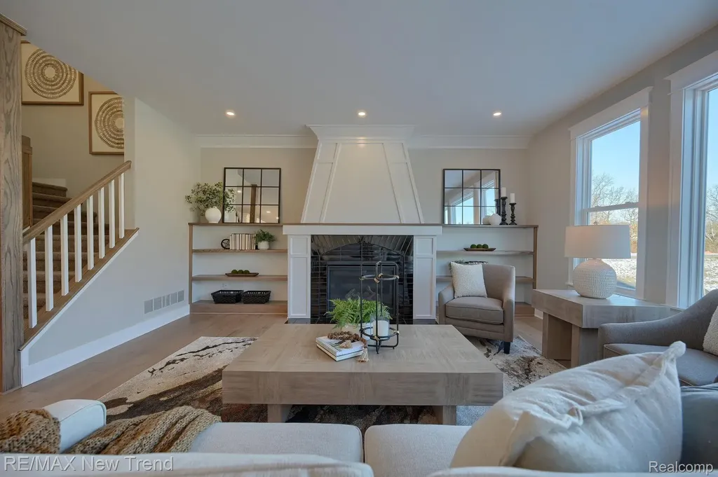 213 Mountain View Lane Milford Village MI 48381