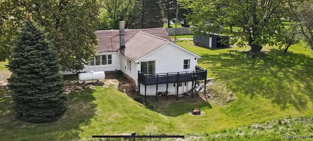 9433 E Lovejoy Road Conway Township MI 48872
