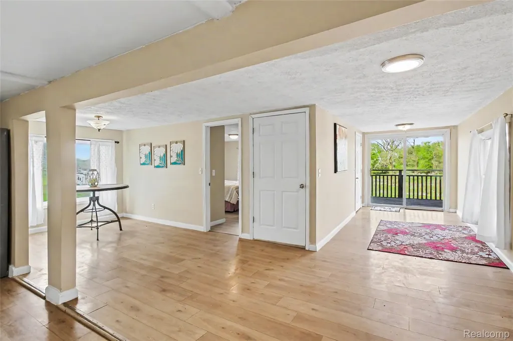 9433 E Lovejoy Road Conway Township MI 48872