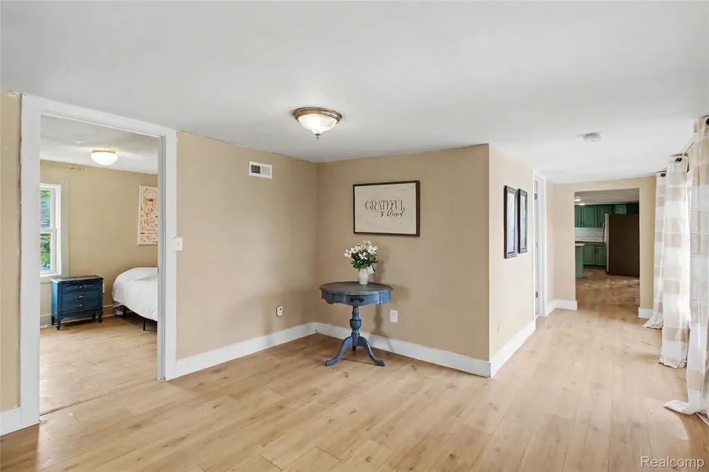 9433 E Lovejoy Road Conway Township MI 48872