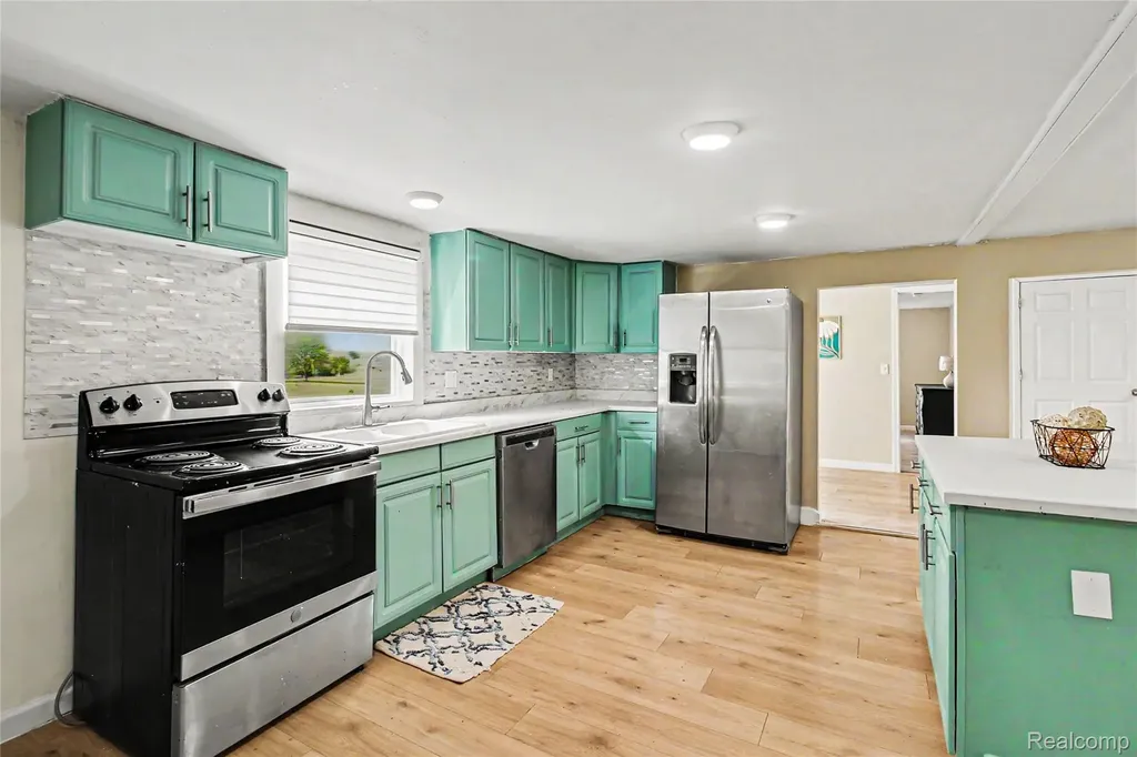 9433 E Lovejoy Road Conway Township MI 48872