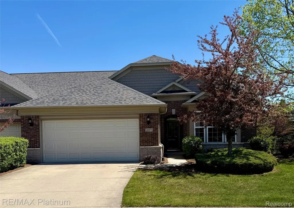 24471 Sand Lake Lane Brownstown Charter Township MI 48134