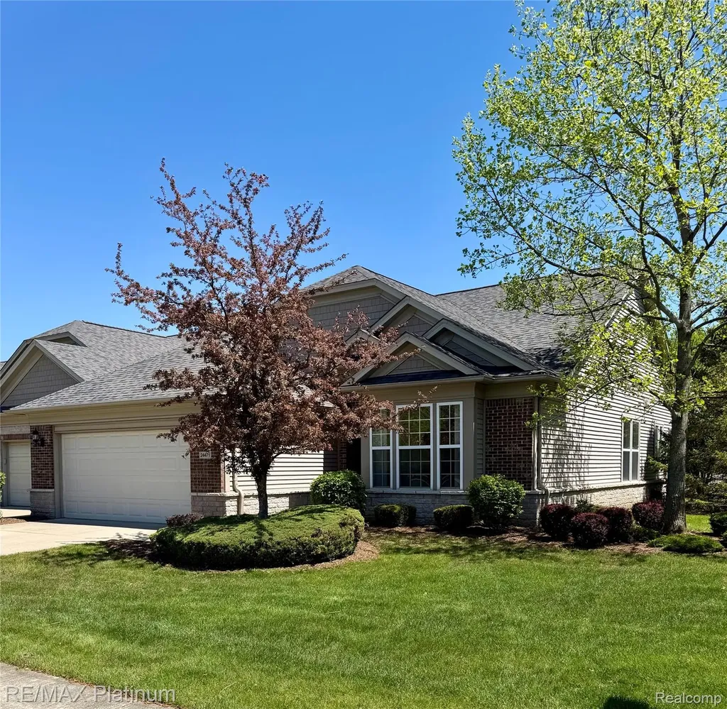 24471 Sand Lake Lane Brownstown Charter Township MI 48134