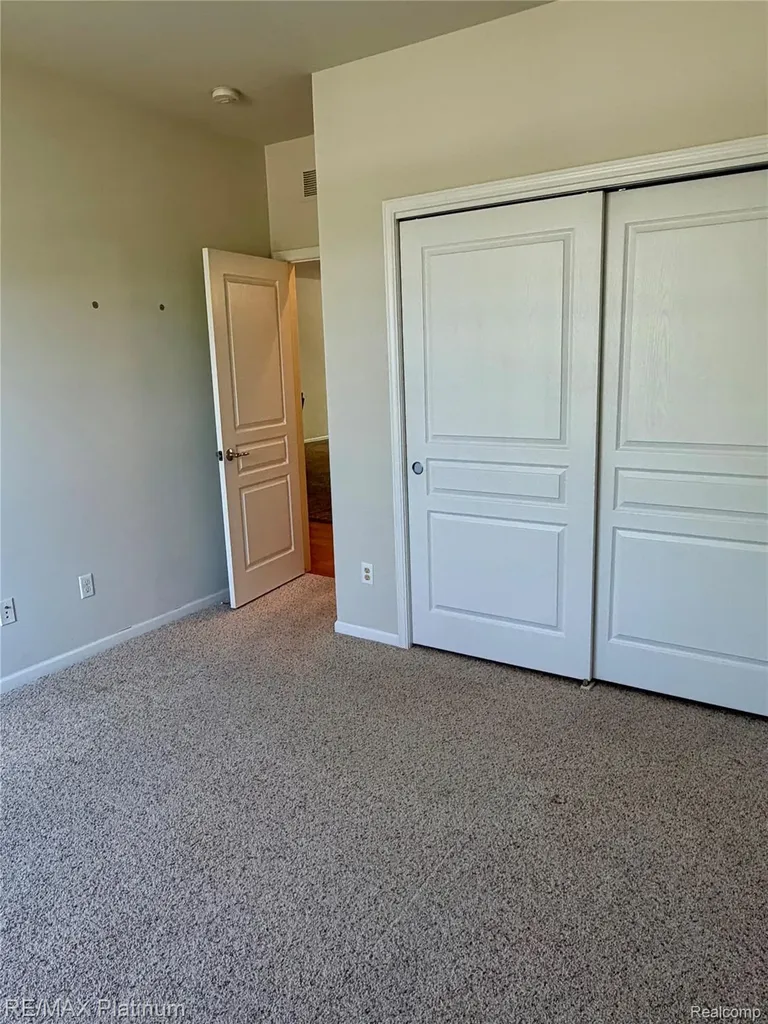 24471 Sand Lake Lane Brownstown Charter Township MI 48134
