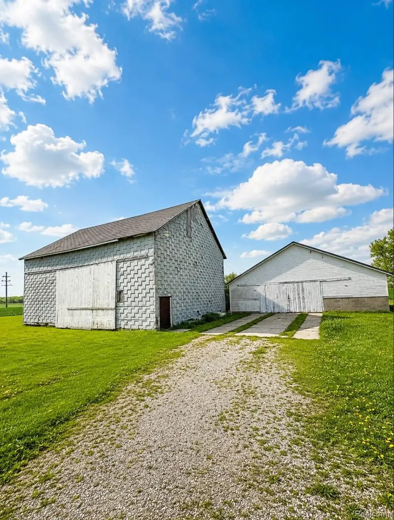 6161 W. Caro Road Denmark Township MI 48768