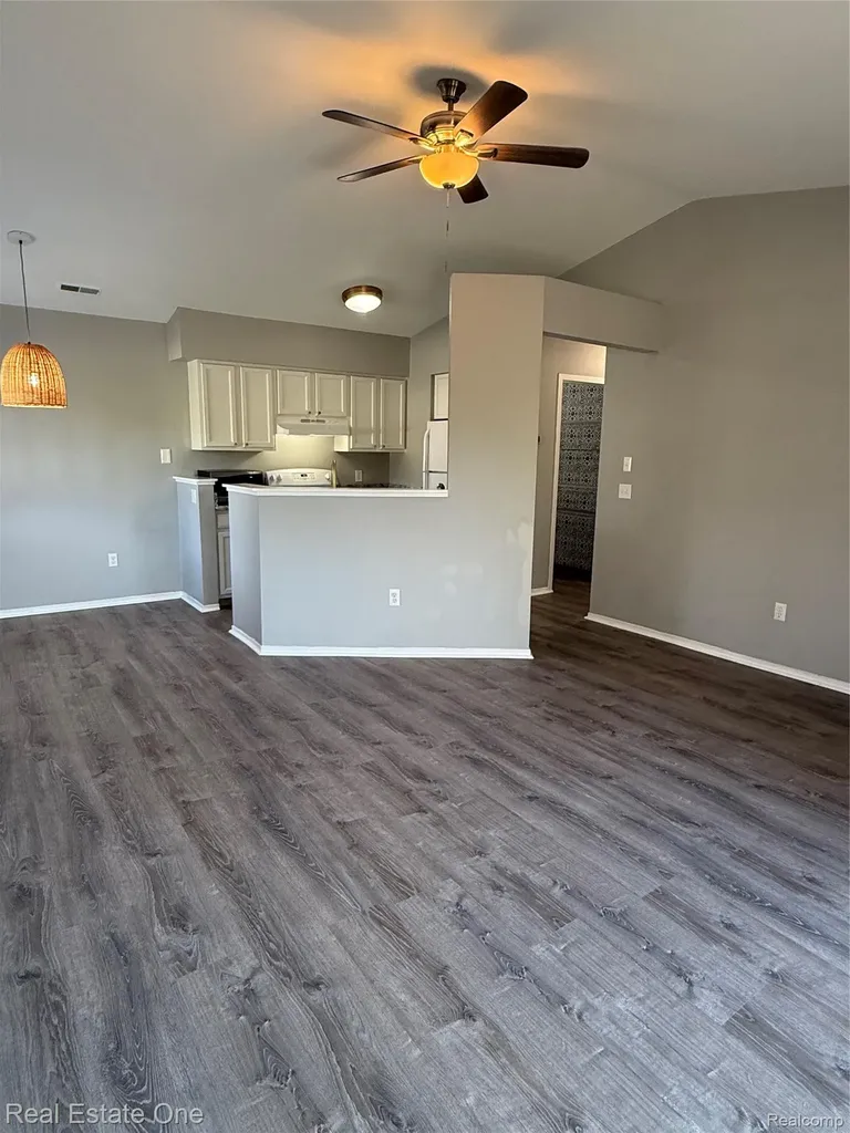 403 Water Tower Circle Brighton City MI 48116