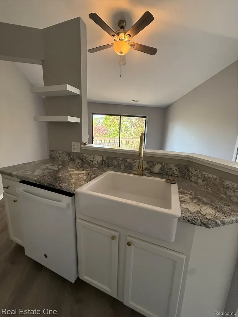 403 Water Tower Circle Brighton City MI 48116