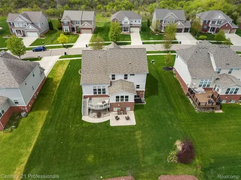 2083 Findley Circle Orion Charter Township MI 48360