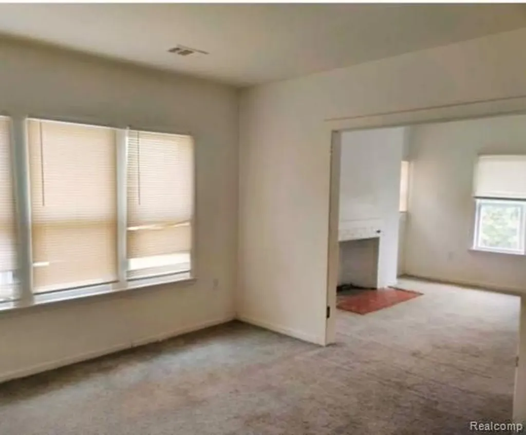 2491-2493 Calvert Avenue Detroit City MI 48206