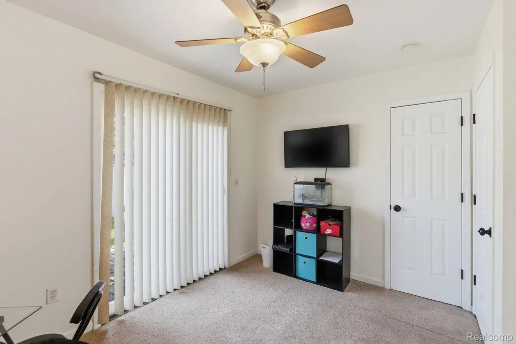 19725 Kingsville Street Harper Woods City MI 48225