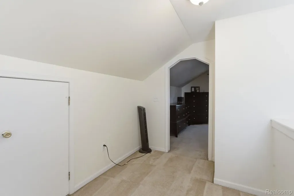 19725 Kingsville Street Harper Woods City MI 48225