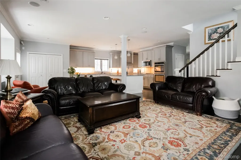302 S Blair Avenue Royal Oak City MI 48067