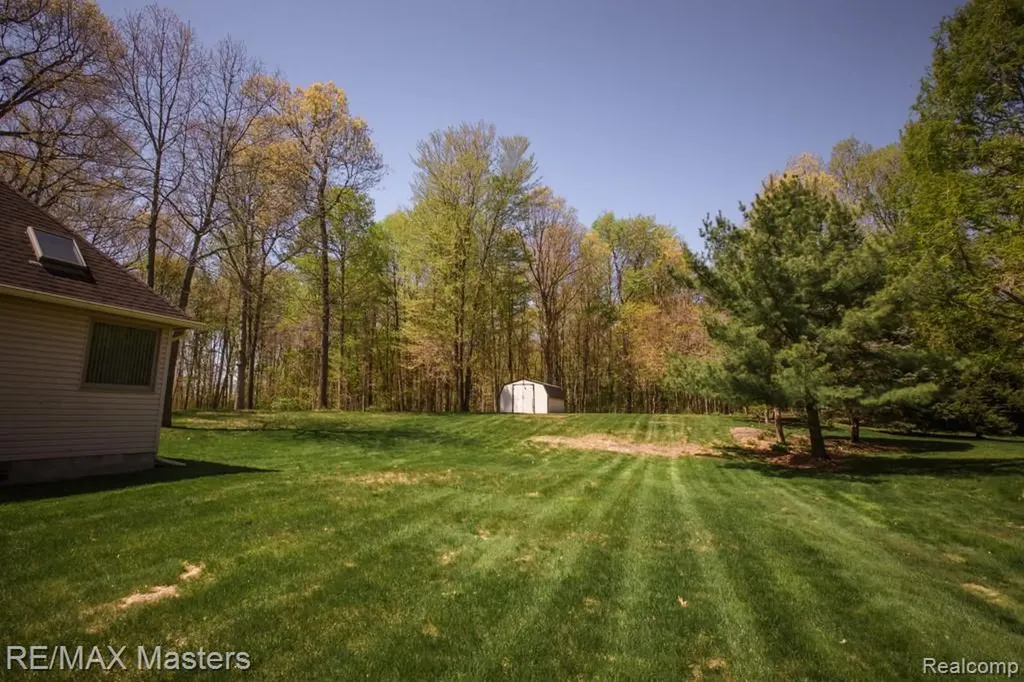 27178 John Drive Huron Charter Township MI 48164