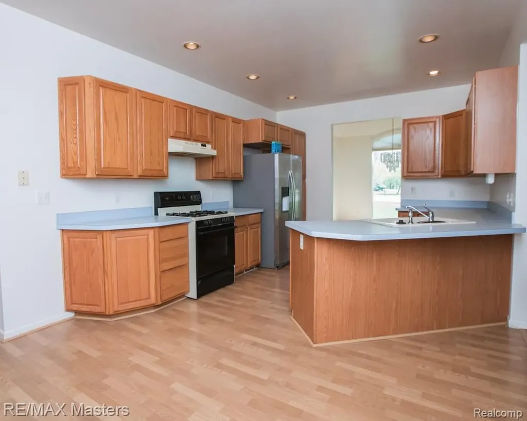27178 John Drive Huron Charter Township MI 48164