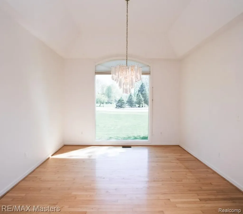 27178 John Drive Huron Charter Township MI 48164
