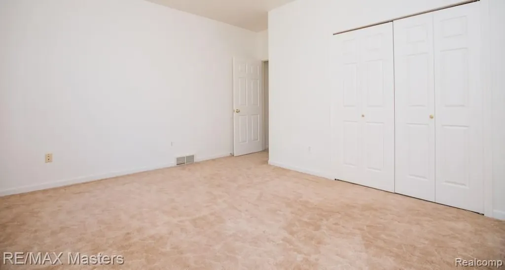 27178 John Drive Huron Charter Township MI 48164