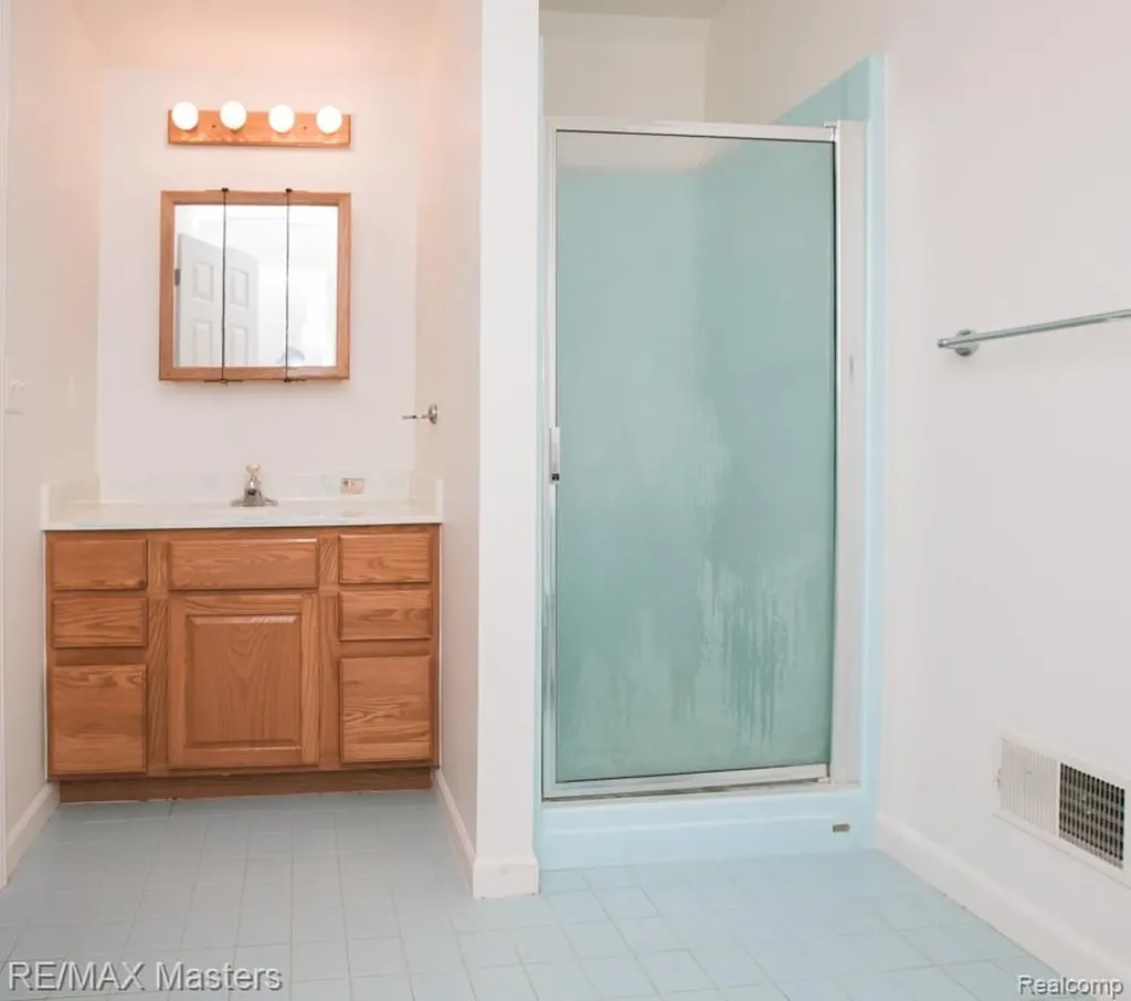 27178 John Drive Huron Charter Township MI 48164