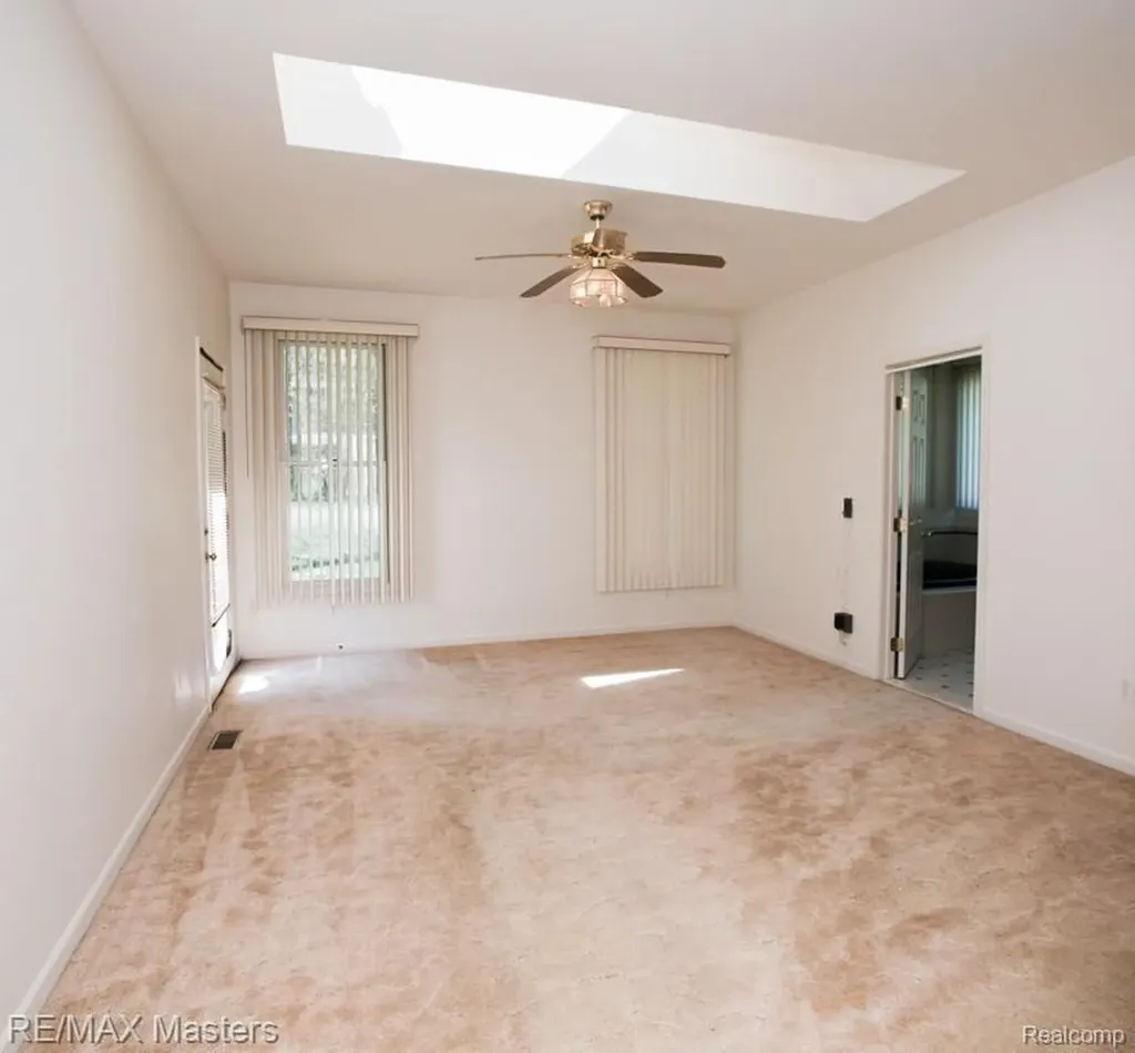 27178 John Drive Huron Charter Township MI 48164