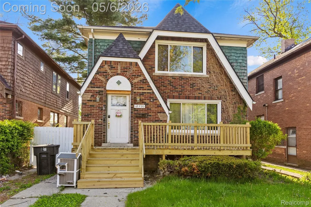 18720 Salem Street Detroit City MI 48219