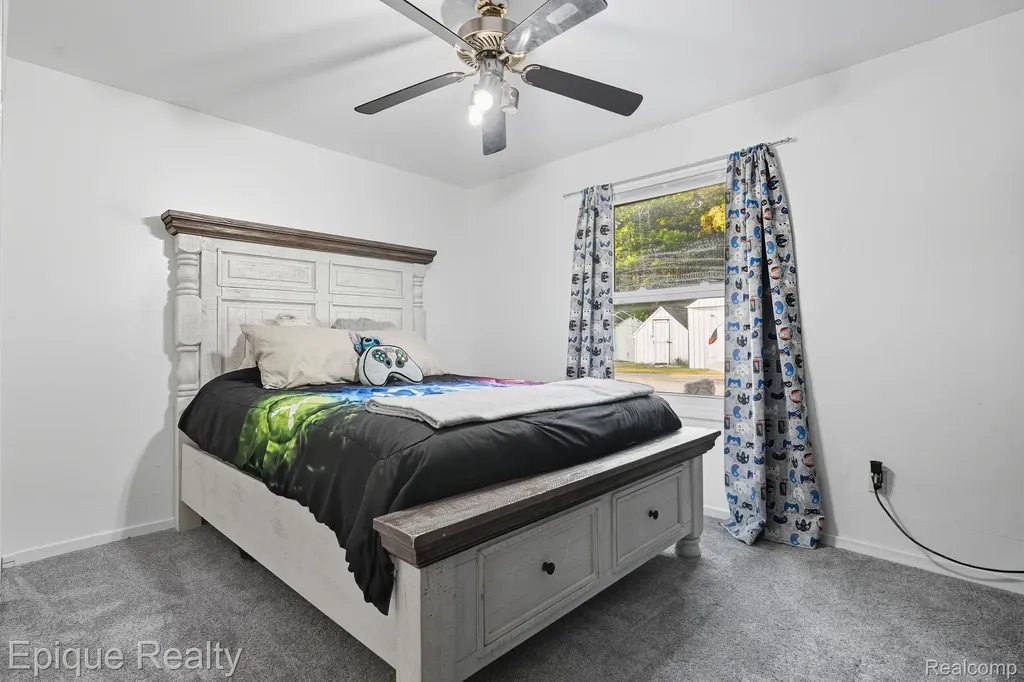 8150 Runyan Lake Road Fenton City MI 48430