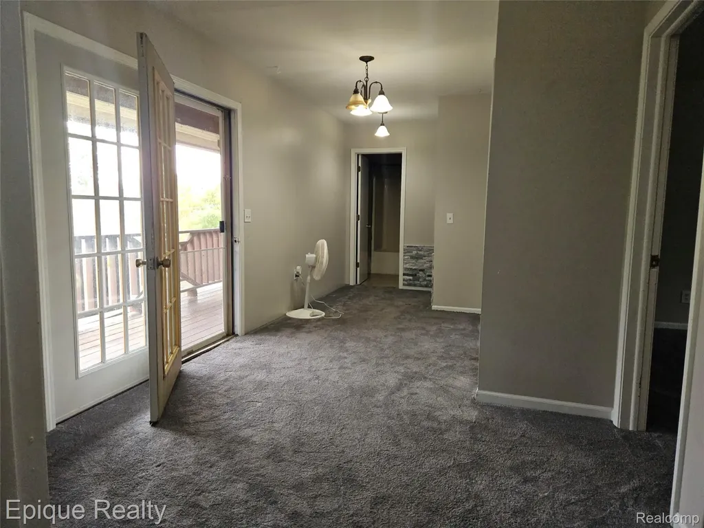 8150 Runyan Lake Road Fenton City MI 48430