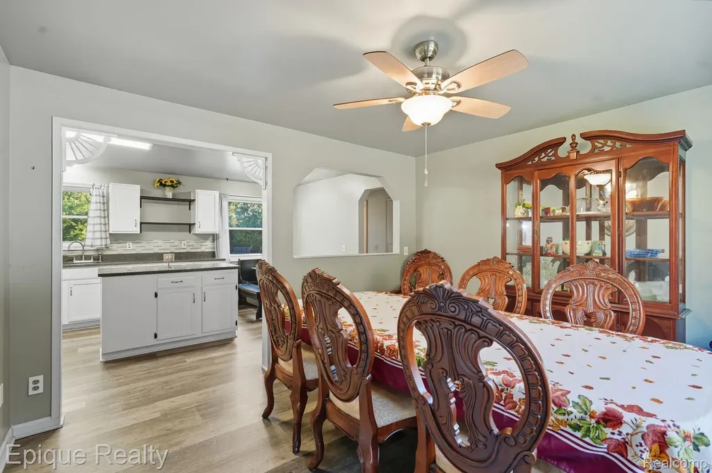 8150 Runyan Lake Road Fenton City MI 48430