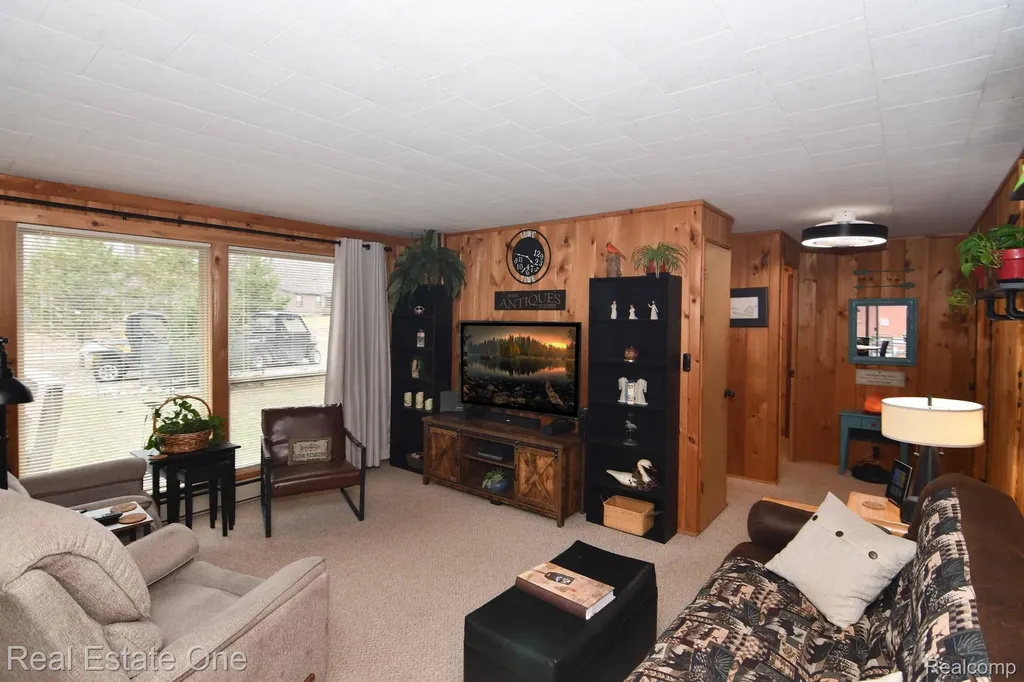 4084 N Weasel Trail Alcona Township MI 48742
