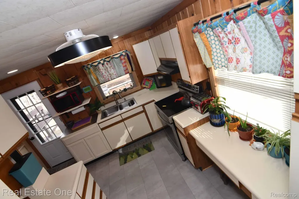 4084 N Weasel Trail Alcona Township MI 48742