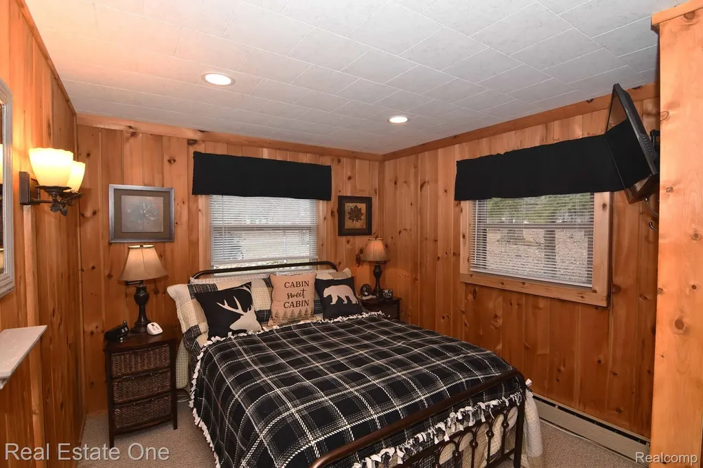 4084 N Weasel Trail Alcona Township MI 48742
