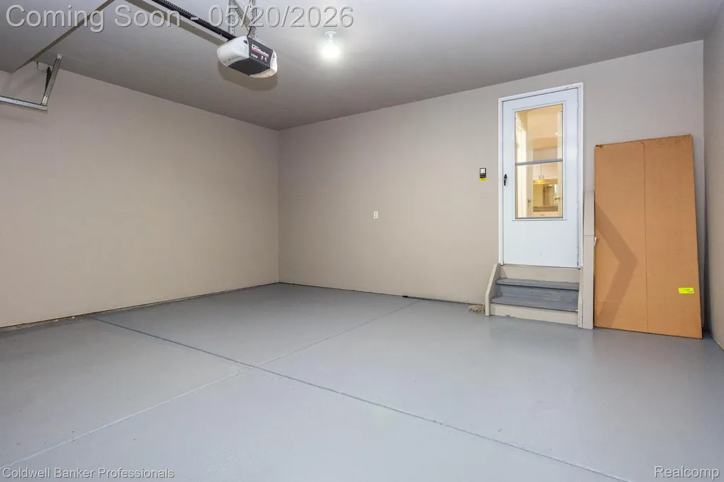1093 Fairways Boulevard Troy City MI 48085